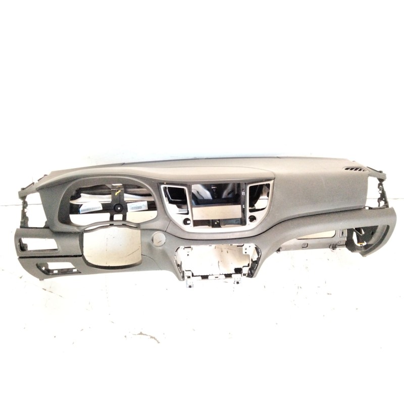 Recambio de salpicadero para hyundai tucson (tl, tle) 2.0 crdi referencia OEM IAM 84711D7000  