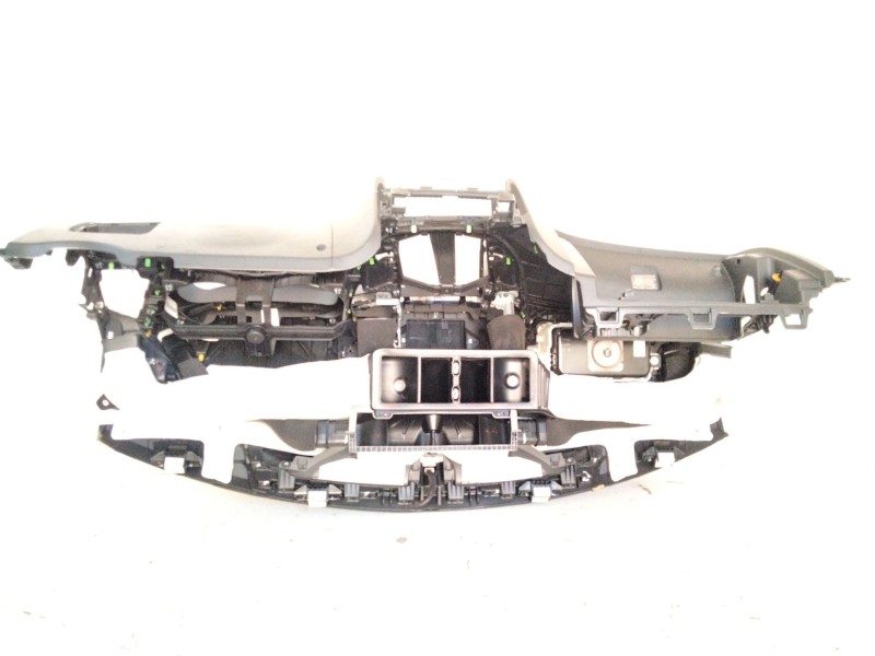 Recambio de salpicadero para hyundai tucson (tl, tle) 2.0 crdi referencia OEM IAM 84711D7000  