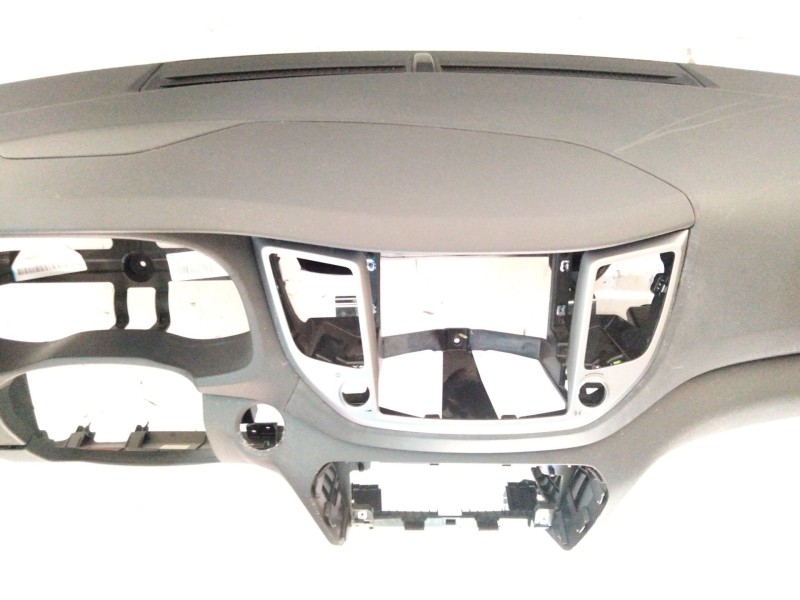 Recambio de salpicadero para hyundai tucson (tl, tle) 2.0 crdi referencia OEM IAM 84711D7000  