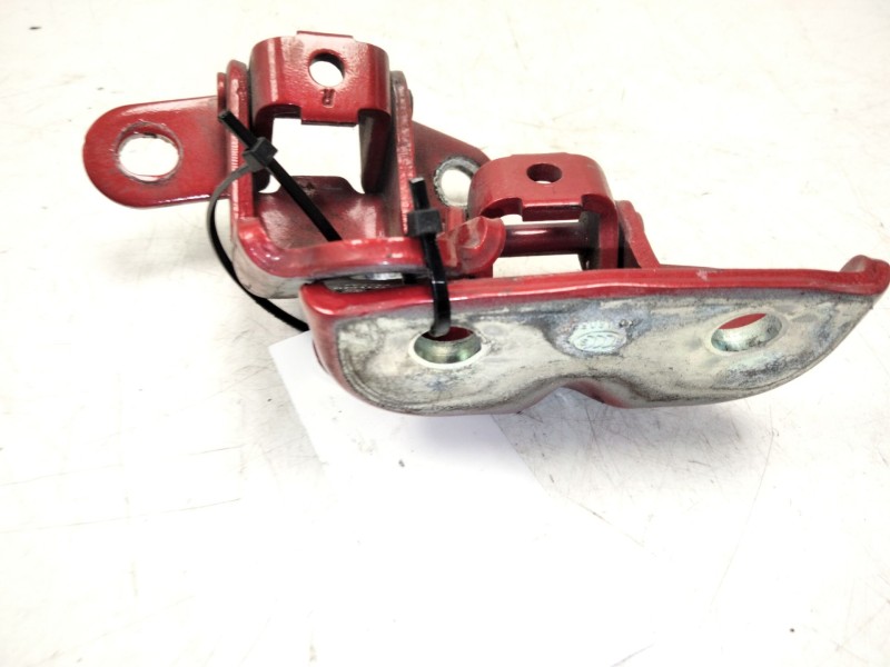 Recambio de bisagras puerta delantera derecha para hyundai tucson (tl, tle) 2.0 crdi referencia OEM IAM   