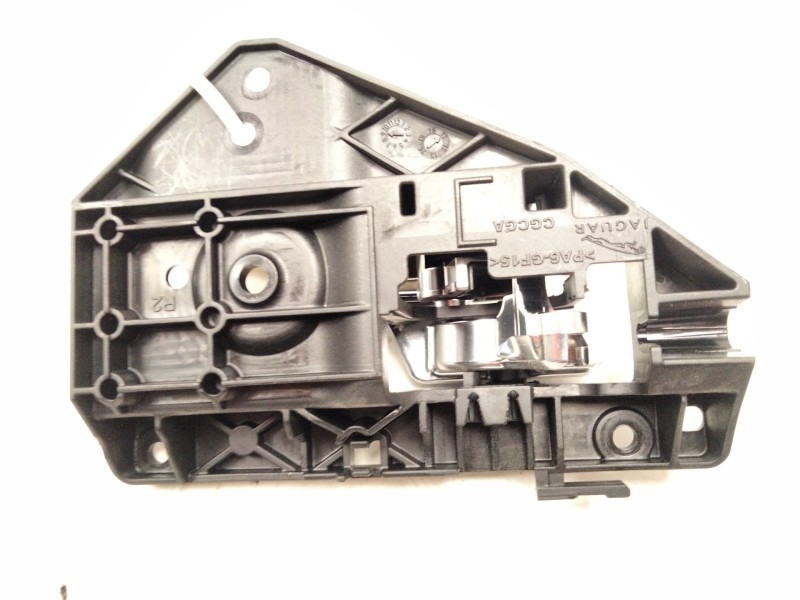 Recambio de maneta interior trasera derecha para land rover evoque 2.0 td4 cat referencia OEM IAM BJ3222600AB  