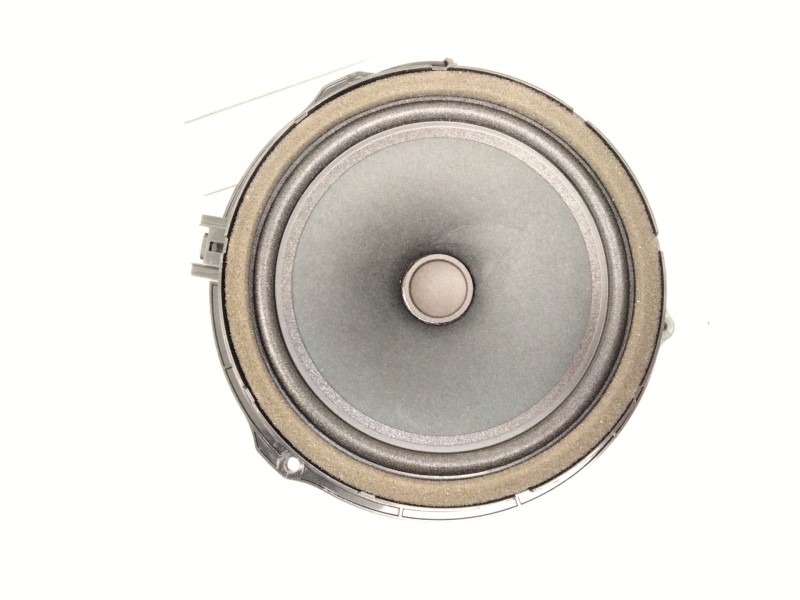 Recambio de altavoz para land rover evoque 2.0 td4 cat referencia OEM IAM JJ3218808AA  
