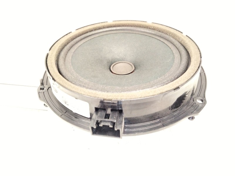 Recambio de altavoz para land rover evoque 2.0 td4 cat referencia OEM IAM JJ3218808AA  