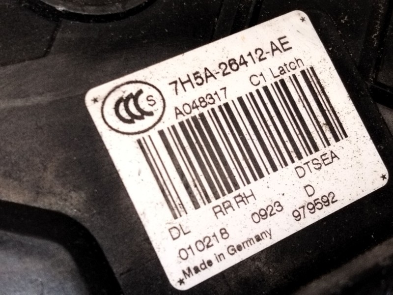 Recambio de cerradura puerta trasera derecha para land rover evoque 2.0 td4 cat referencia OEM IAM 7H5A26412AE  