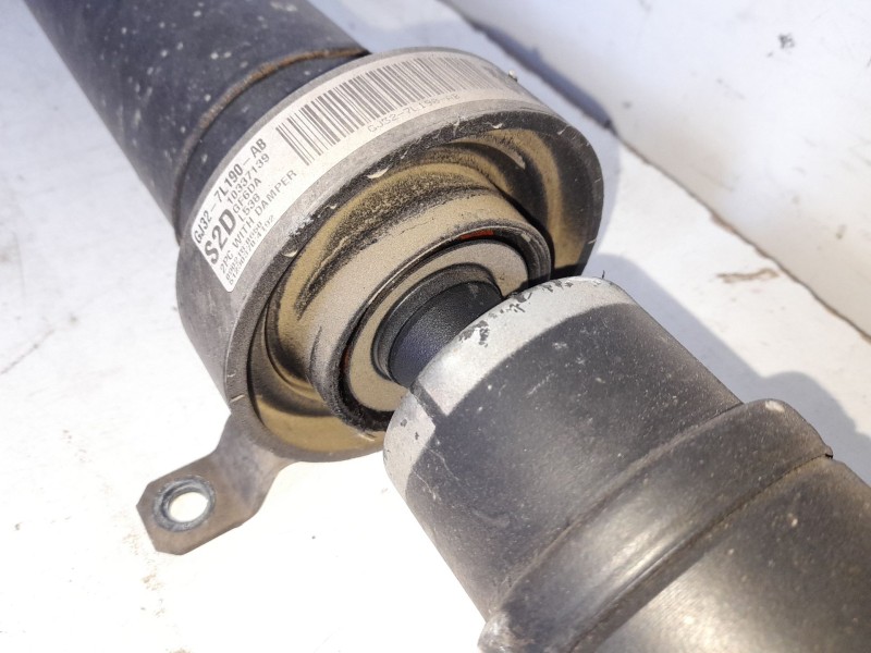 Recambio de cardan trasero para land rover evoque 2.0 td4 cat referencia OEM IAM GJ327L190AB  