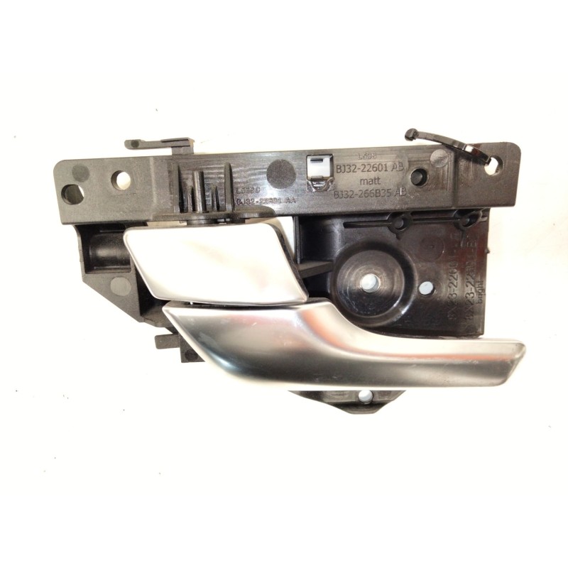 Recambio de maneta interior trasera izquierda para land rover evoque 2.0 td4 cat referencia OEM IAM BJ3222601AB  