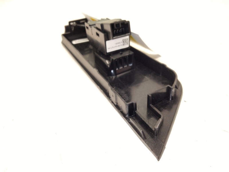 Recambio de mando elevalunas delantero derecho para land rover evoque 2.0 td4 cat referencia OEM IAM GJ3214717  