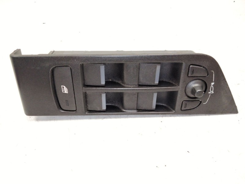 Recambio de mando elevalunas delantero izquierdo para land rover evoque 2.0 td4 cat referencia OEM IAM GJ3114540  