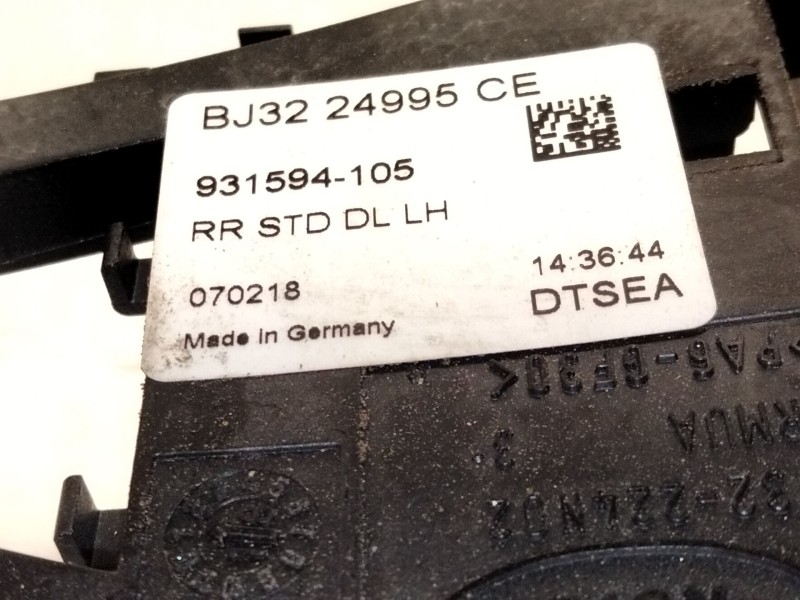 Recambio de maneta exterior trasera izquierda para land rover evoque 2.0 td4 cat referencia OEM IAM BJ3224995  