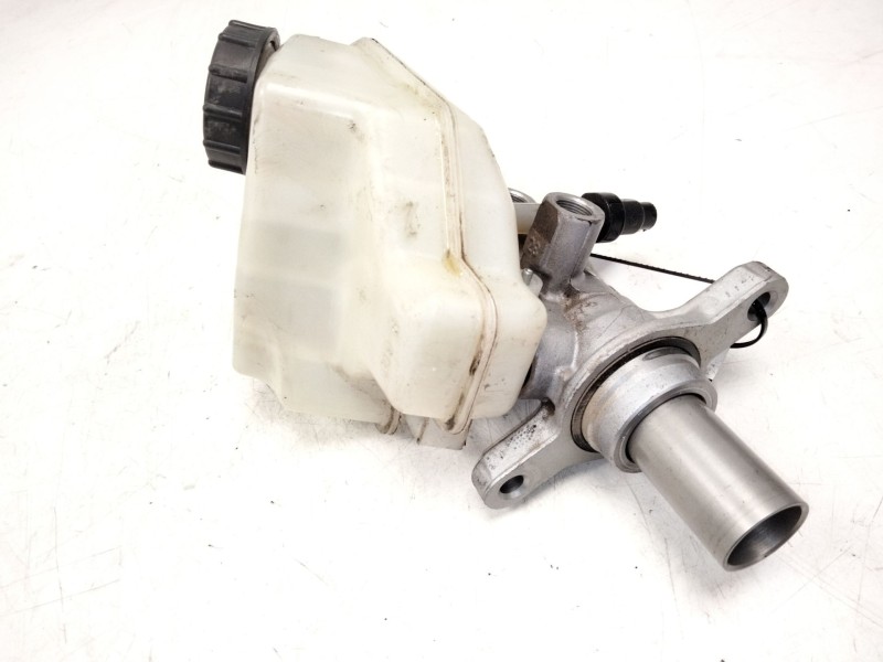 Recambio de bomba freno para land rover evoque 2.0 td4 cat referencia OEM IAM FK722140BA  