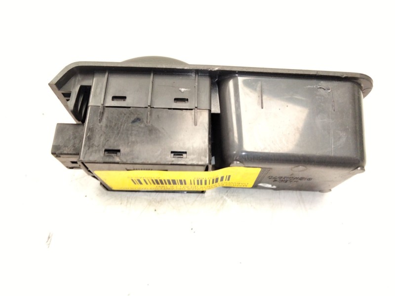 Recambio de mando elevalunas delantero izquierdo para daewoo lanos (klat) 1.5 referencia OEM IAM 612W02970  
