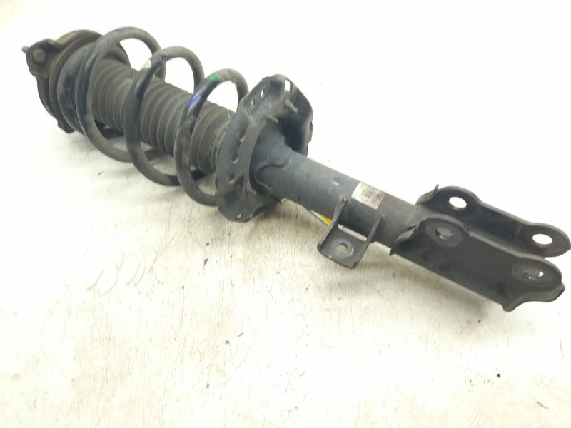 Recambio de amortiguador delantero izquierdo para hyundai tucson (tl, tle) 2.0 crdi referencia OEM IAM   