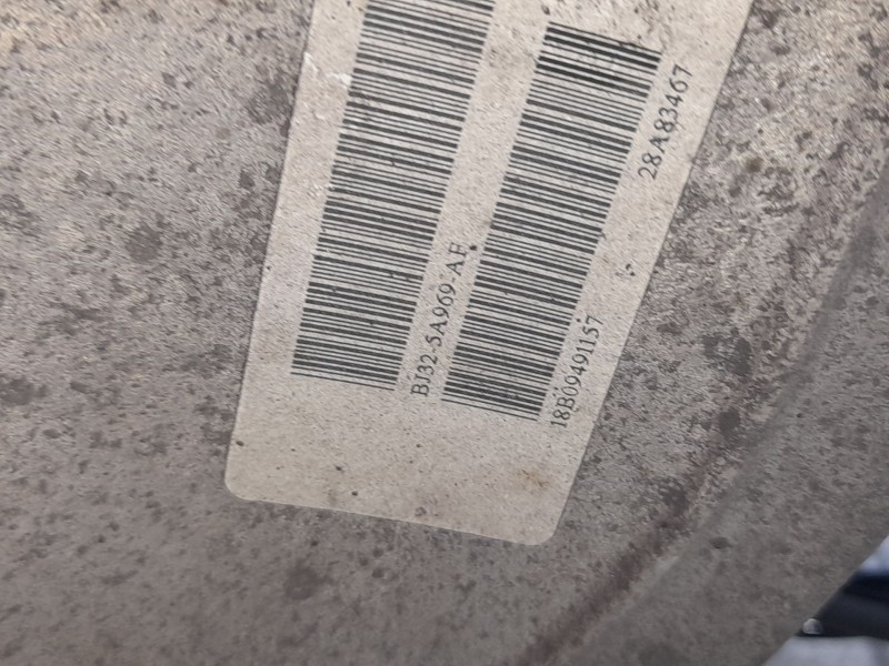 Recambio de mangueta trasera izquierda para land rover evoque 2.0 td4 cat referencia OEM IAM BJ325A969  