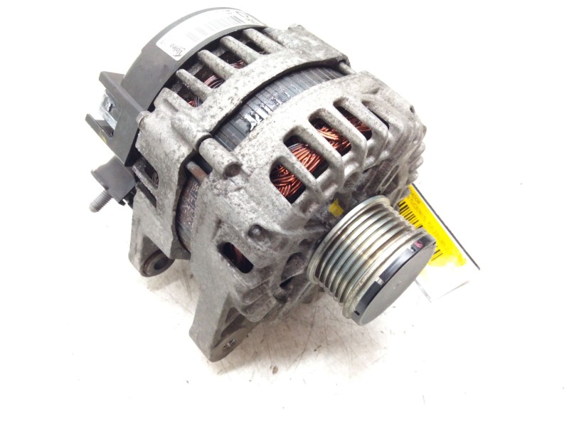 Recambio de alternador para hyundai tucson (tl, tle) 2.0 crdi referencia OEM IAM 373002F350  