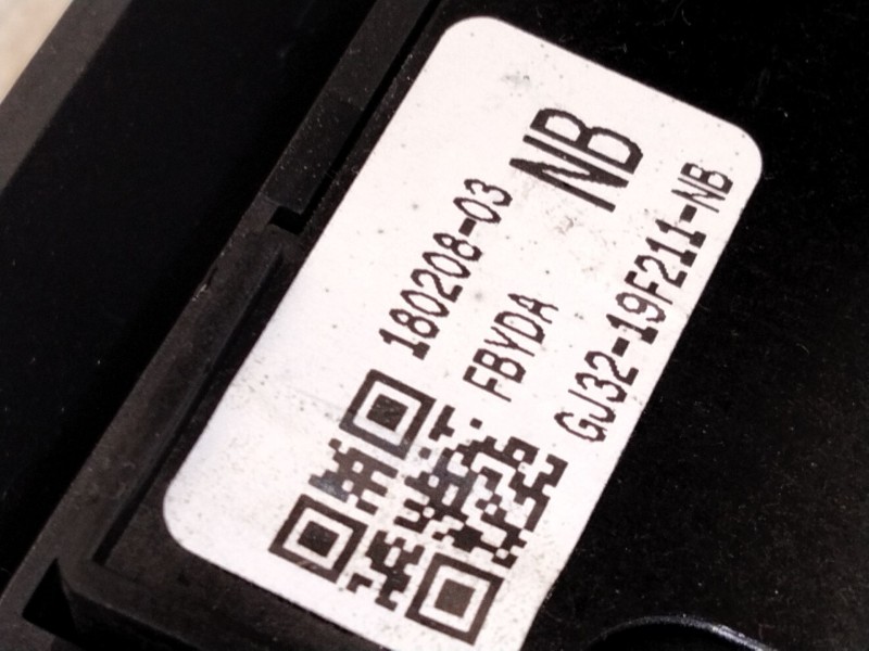 Recambio de mando multifuncion para land rover evoque 2.0 td4 cat referencia OEM IAM GJ3219F211NB  