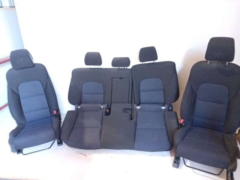 Recambio de juego asientos completo para hyundai tucson (tl, tle) 2.0 crdi referencia OEM IAM   