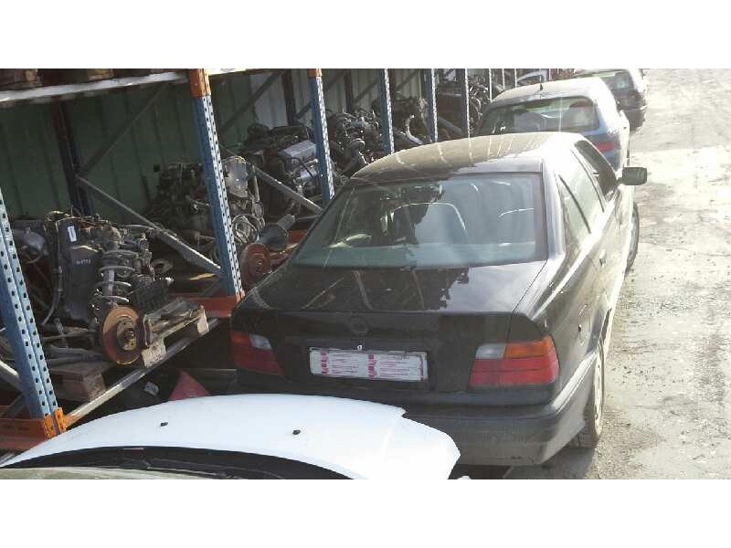 bmw serie 3 berlina (e36) del año 1999