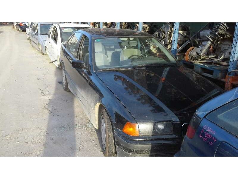 bmw serie 3 berlina (e36) del año 1999