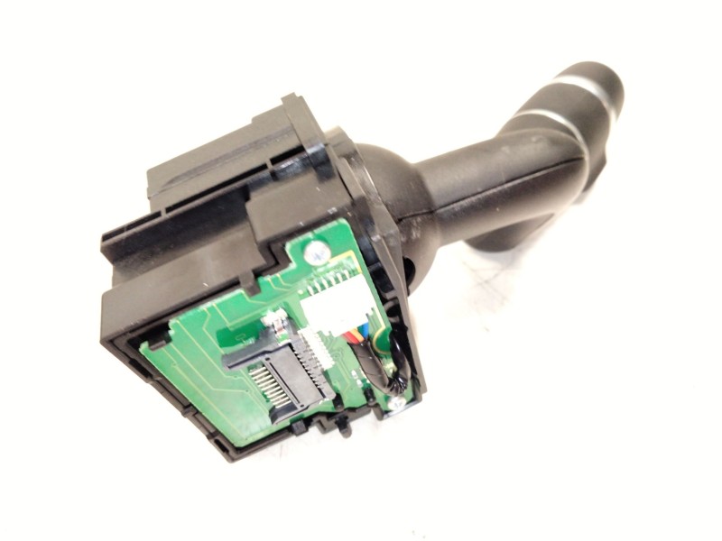 Recambio de mando limpia para land rover evoque 2.0 td4 cat referencia OEM IAM BJ323F973BB  