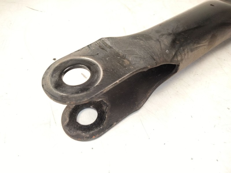 Recambio de brazo suspension superior trasero izquierdo para land rover evoque 2.0 td4 cat referencia OEM IAM 5A994A  