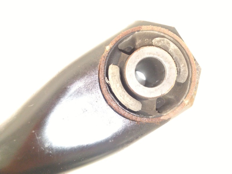 Recambio de brazo suspension superior trasero izquierdo para land rover evoque 2.0 td4 cat referencia OEM IAM 5A994A  