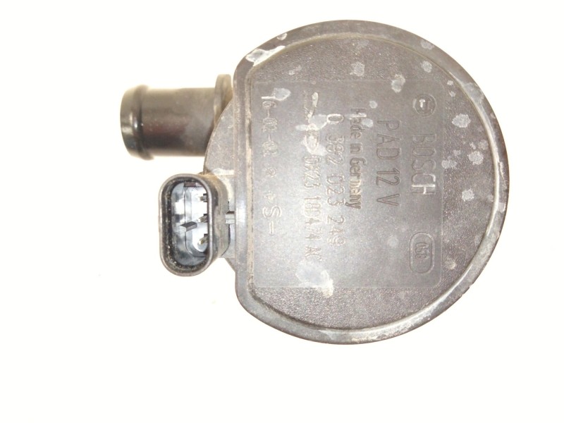 Recambio de bomba agua electrica para land rover discovery sport (l550) 2.0 d referencia OEM IAM DX23180474AC 0392023249 