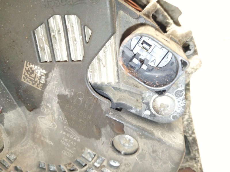 Recambio de alternador para land rover discovery sport (l550) 2.0 d referencia OEM IAM GX7310300CE 0125812068 