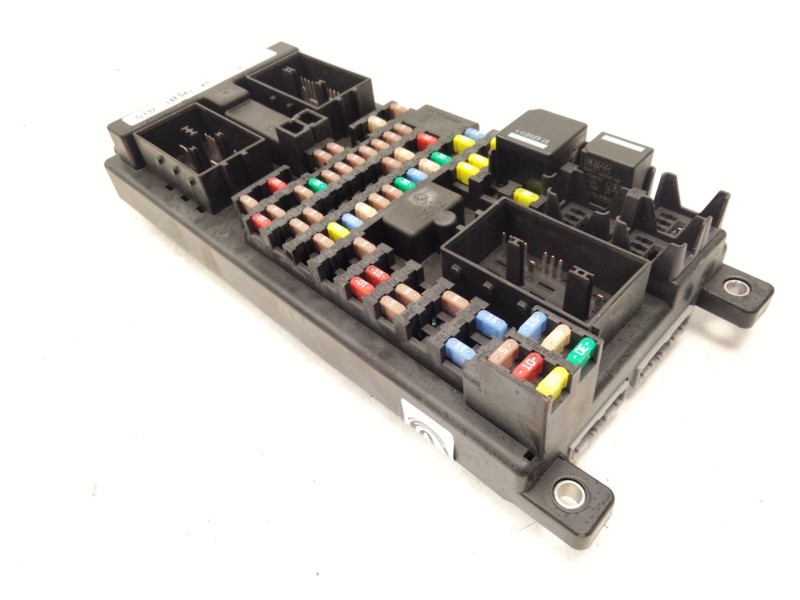 Recambio de caja fusibles para land rover evoque 2.0 td4 cat referencia OEM IAM GJ3214F041AC  