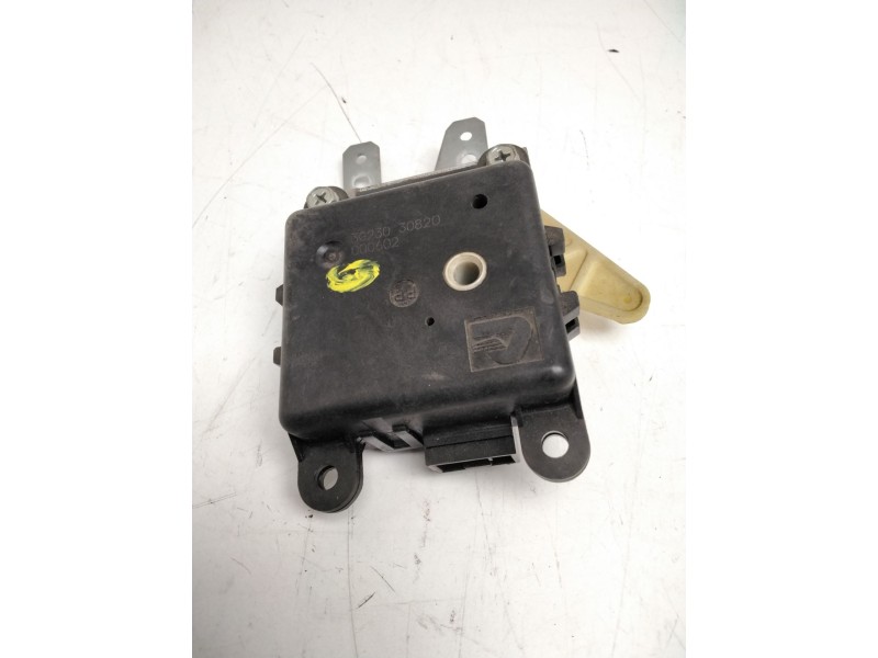 Recambio de motor apertura trampillas climatizador para nissan almera ii (n16) 2.2 dci referencia OEM IAM 3G23030820  