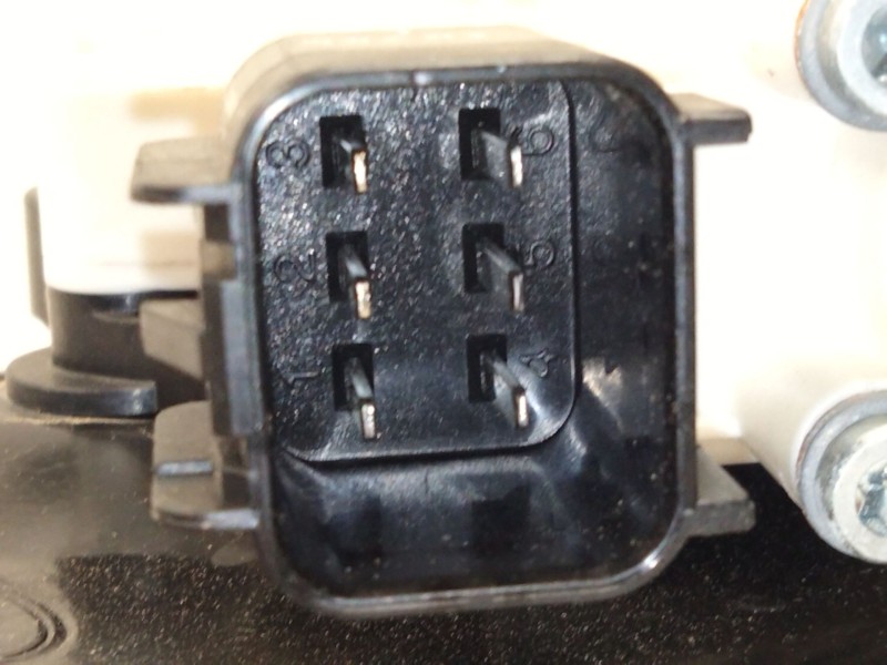 Recambio de elevalunas trasero derecho para land rover discovery sport (l550) 2.0 d referencia OEM IAM FK7227000AC  