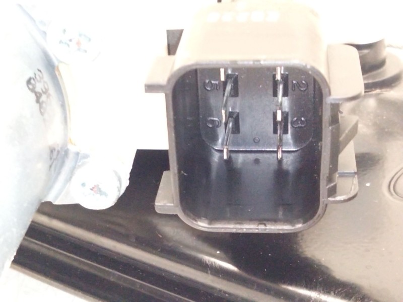 Recambio de elevalunas trasero izquierdo para land rover discovery sport (l550) 2.0 d referencia OEM IAM FK7227001AC  