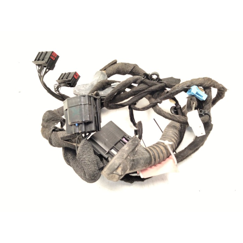 Recambio de instalacion puerta trasera derecha para land rover discovery sport (l550) 2.0 d referencia OEM IAM FK7214633  