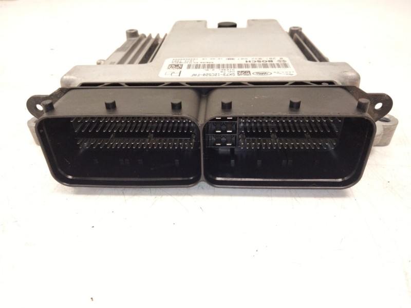 Recambio de centralita motor uce para land rover discovery sport (l550) 2.0 d referencia OEM IAM GX7312520 0281032607 