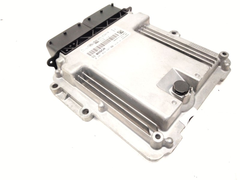 Recambio de centralita motor uce para land rover discovery sport (l550) 2.0 d referencia OEM IAM GX7312520 0281032607 