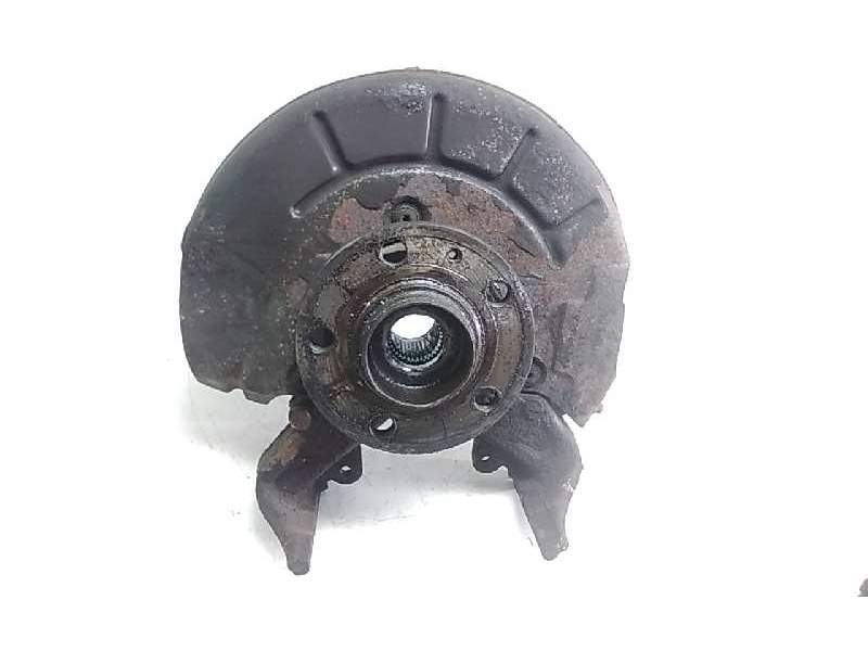 Recambio de mangueta delantera izquierda para audi a1 (8x) 1.6 tdi referencia OEM IAM   
