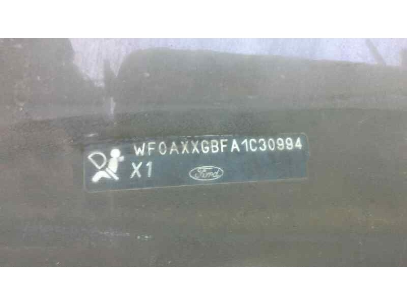 ford transit caja cerrada, corta (fy) (2000 =>) del año 2002