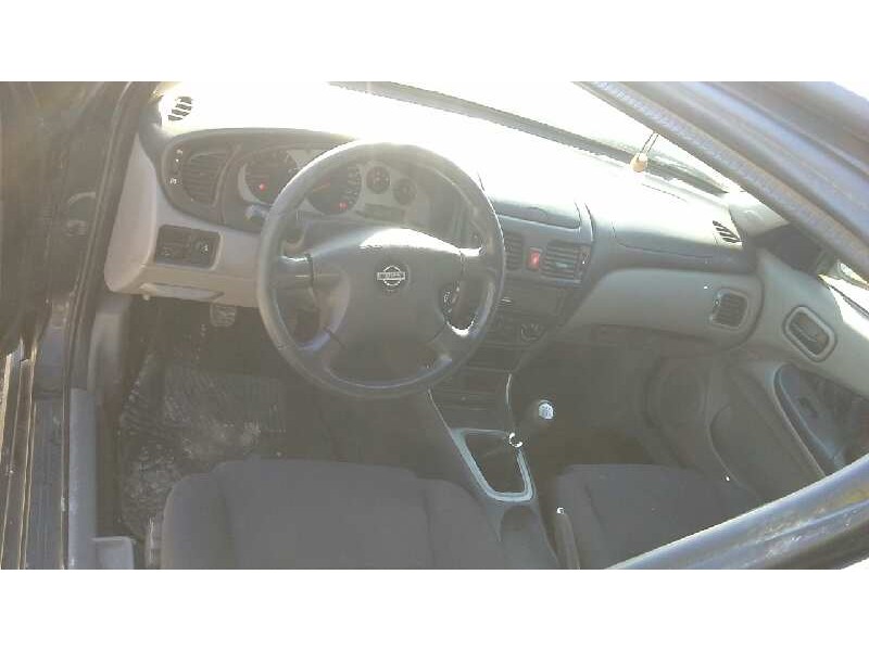nissan almera (n16/e) del año 2002