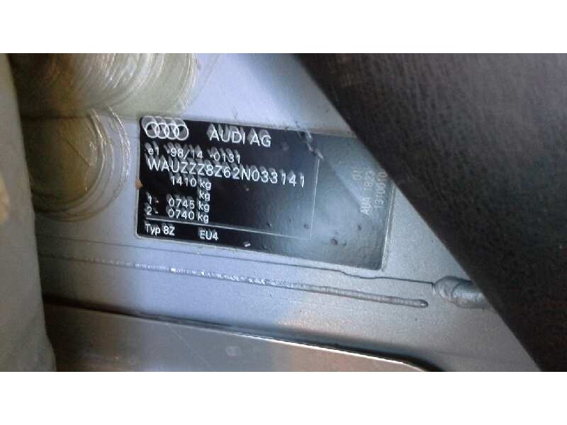 audi a2 (8z) del año 2002