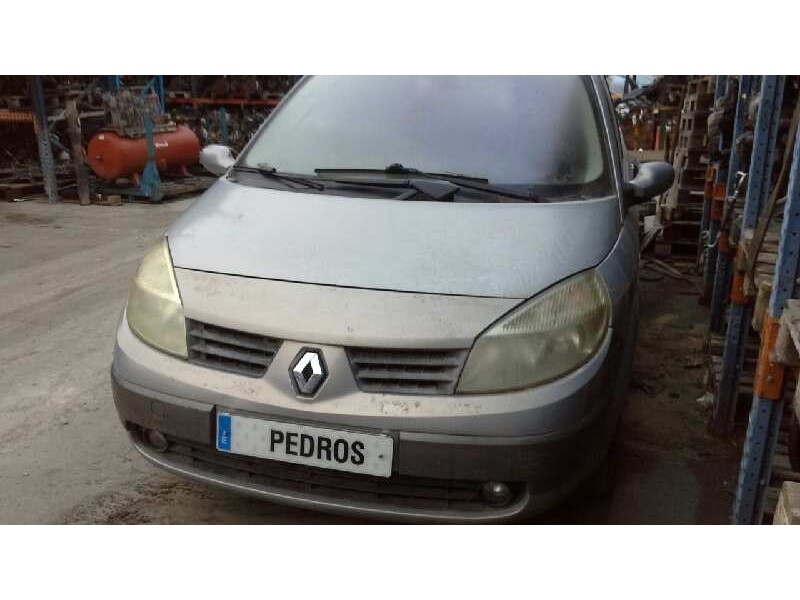 renault scenic ii del año 2004