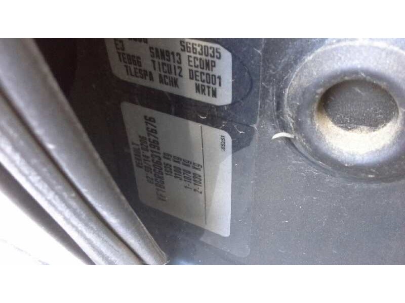 renault laguna ii (bg0) del año 2004