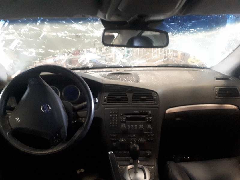 volvo s60 berlina del año 2003