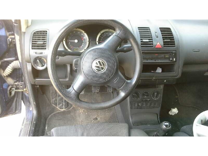 volkswagen polo berlina (6n2) del año 2001