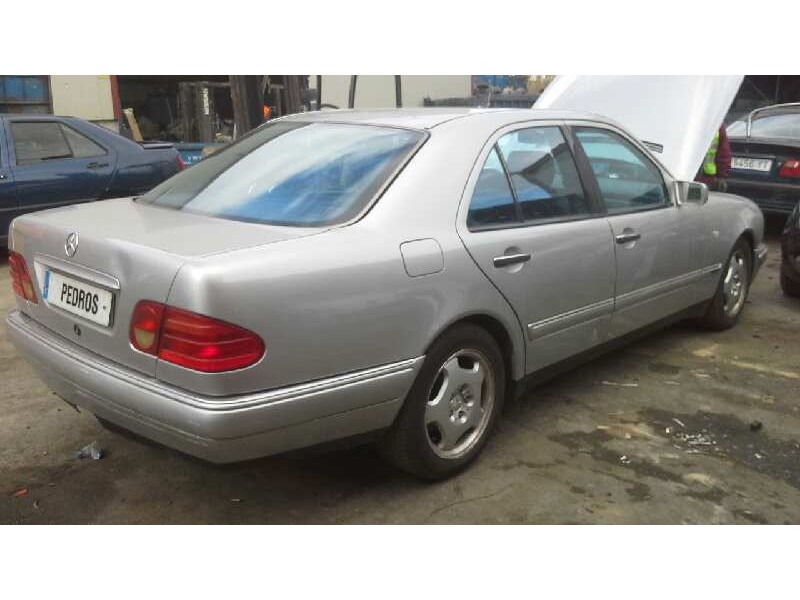 mercedes-benz clase e (w210) berlina diesel del año 1998