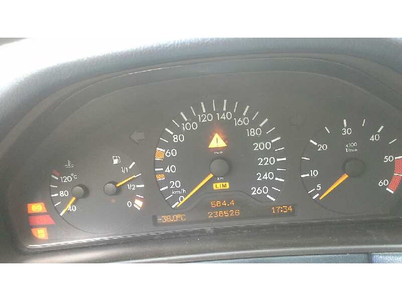 mercedes-benz clase e (w210) berlina diesel del año 1998