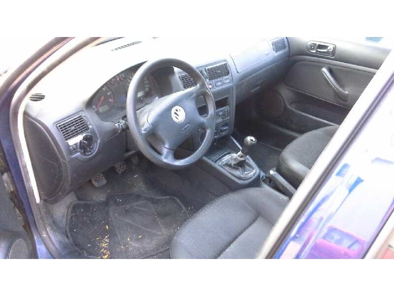 volkswagen golf iv berlina (1j1) del año 2002