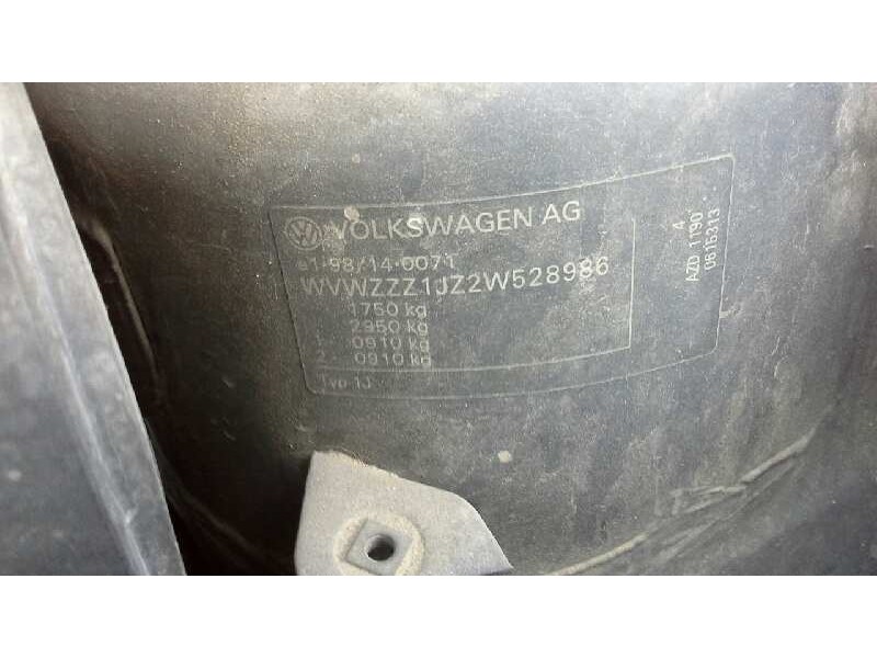 volkswagen golf iv berlina (1j1) del año 2002