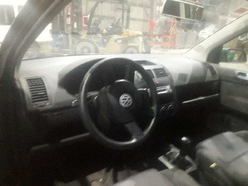 volkswagen polo (9n1) del año 2003