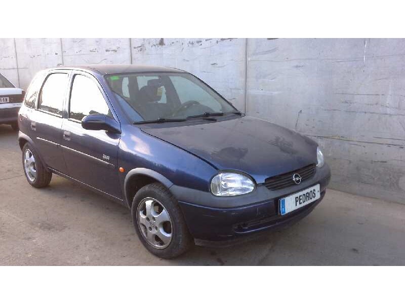 opel corsa b del año 2000