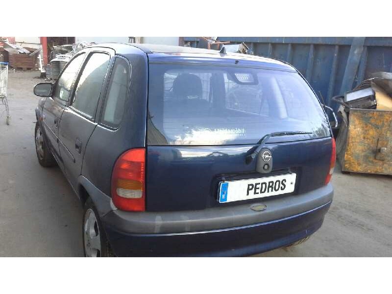 opel corsa b del año 2000