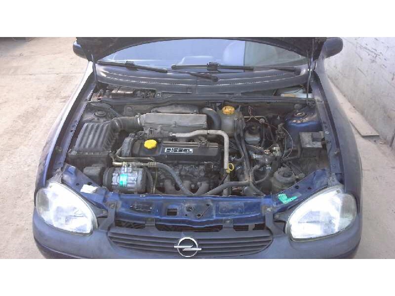 opel corsa b del año 2000
